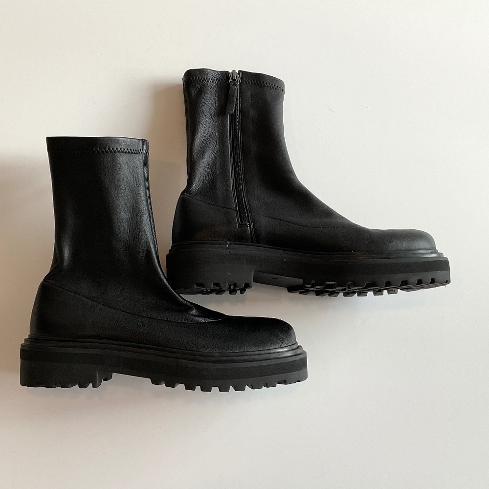 PAULA TORRES Porto Black Leather Boots Size BR 38 U.S. 9